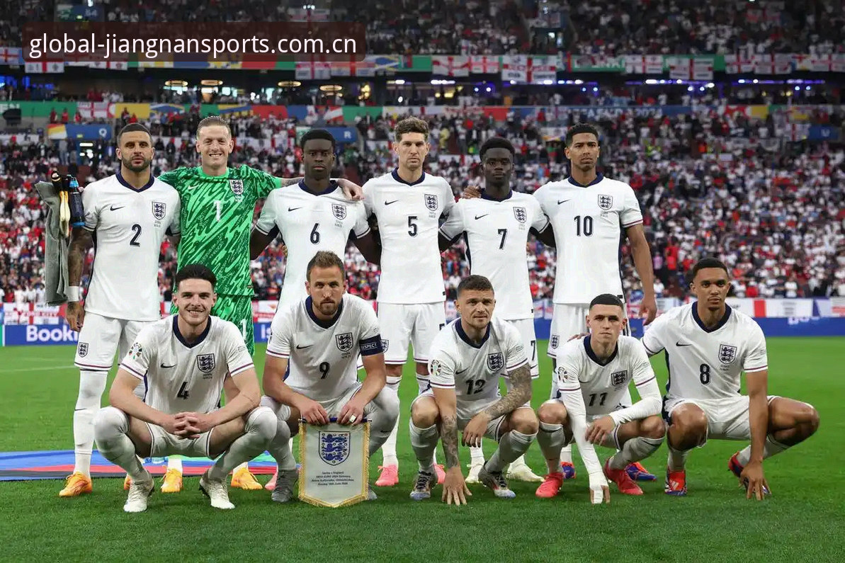 世界杯14人轮换池深度解析：贝林厄姆锁定10号位，图赫尔的关键抉择在哪里